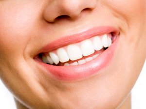 Отбеливание зубов перекисью водорода, отзывы